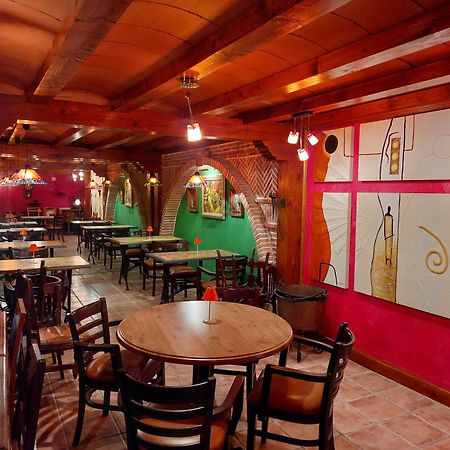 Hotel Rural Senorio De Altamira - Adults Only Santillana del Mar Exterior photo